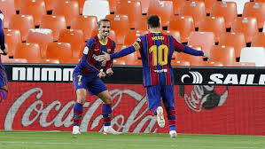 All news about the team, ticket sales, member services, supporters club services and information about barça and the club. Fc Barcelona La Liga Barcelona Are Used To Playing With Fire Marca