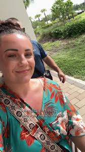 Wore my Dezi sunnies to the farmers market and suddenly I’m the CEO of  seasonal produce 😎✨ Dezi really said “protect your peace and your face.”  @DEZI EYEWEAR #DeziSunnies #FarmersMarketFit ...