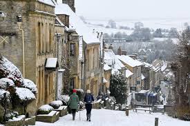 في الحقيقة جميع الفرق الكبيرة التي قد ذكرناها لم تستطع أن تحجز مكاناً في المراكز الخمس الأولى من أكثر الفرق تتويجاً بالبطولات في العالم. Ø´ØªØ§Ø¡ Ø¨Ø±ÙŠØ·Ø§Ù†ÙŠØ§ Ø¨Ø¨Ø±Ø¯Ù‡ ÙˆØ«Ù„Ø¬Ù‡ ÙÙŠ ØµÙˆØ±