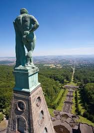 The institutes are specialized departments of the organization that nonetheless support unesco's programme, providing, in the same way as the regional bureaux, specialized support for cluster and national offices. Unesco Welterbestatten In Deutschland Objektansicht