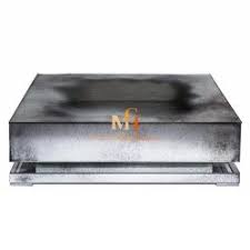 These tables, inspired by the forms of contemporary art and fashion, represent the thinking of leading italian designers, and are rendered in various materials in exotic woods, marble, onyx, glass and leather. Mirrored Glass Coffee Table Online Made In Italy Shop