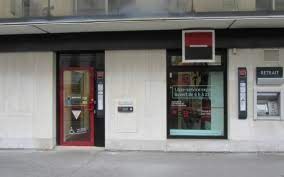 A company representative hid mail and a contact phone number. Societe Generale Agence Paris Lecourbe