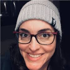 Jennifer Knapton's Instagram, Twitter & Facebook