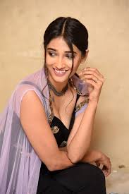 Priya Vadlamani New Photoshoot - Latest Movie Updates, Film News, Movie  Reviews,Press Notes, Film Ratings,Celebrity Interviews