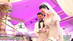 Beliau merupakan anak saudara penyanyi dan pelakon terkenal, juliza adzlizan. Sekitar Majlis Persandingan Datin Paduka Eina Azman Youtube