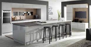 Breakfast bar ideas for small kitchens. Discover 9 Refreshing Breakfast Bar Ideas To Suit Any Kitchen