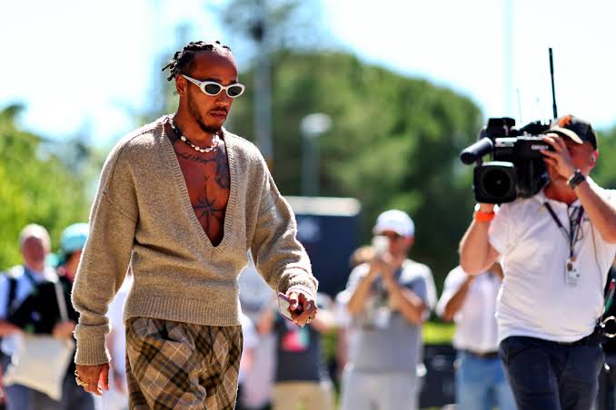 Lewis Hamilton enters rich list with stunning nine-figure fortune | Crash.net