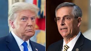 Lee la transcripción de la llamada de Trump con el secretario de Estado de  Georgia