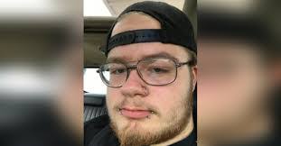 Colton Bush's Instagram, Twitter & Facebook