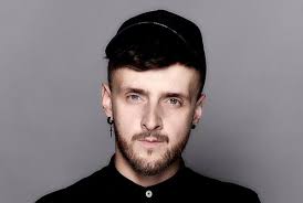 DANS MON IPHONE-David Baehr • Tribu-te