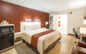 West palm beach red roof inn hotels are the perfect place for your getaway. Red Roof Plus West Palm Beach West Palm Beach Fl Us
