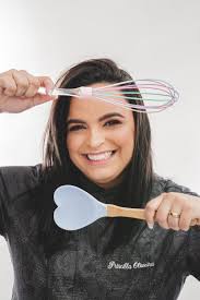 Dia dos Namorados: Confeiteira Priscilla Oliveira aposta em presentes  açucarados para a data