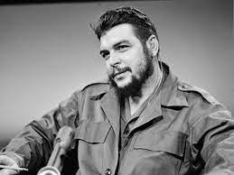 Che guevara was a prominent communist figure in the cuban revolution who went on to become a guerrilla leader in south america. Che Guevara Facts Death Biography History