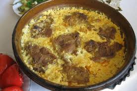 Patates ve havucun kabuklarını soyun onları da küçük küpler halinde kesin. Elbasan Tava Kosovar Cuisine Kosovo Albanian Cuisine Albanian Recipes European Dishes