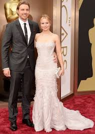 He also hosts the podcast armchair expert. Dax Shepard Height Weight Body Measurements Shoe Size Age Ethnicity