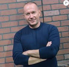 Entre 2012 et 2013, pascal soetens sert de coach sportif aux membres de la star academy, diffusée sur nrj 12. Pascal Soetens Pour Quelle Raisons Extremes Il A Refuse D Aider Des Familles Purepeople