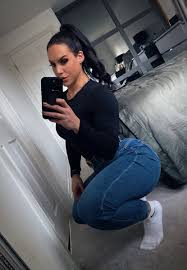 Guys I wish I could make CUSTOM videos for you I wish I could act like some  of these girls can but I cant I have tried believe me but not my