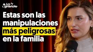 Entrevista a Julia Lescano acerca del libro Vida escaparate