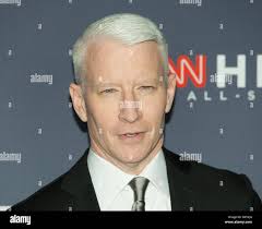 Anderson cooper hi-res stock photography and images