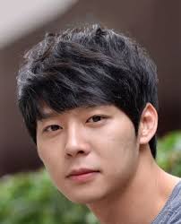 He is a former member of the popular south korean pop group jyj but debuted as a member of south korean boy band tvxq. Park Yoo Chun ë°•ìœ ì²œ Mydramalist
