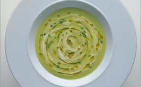 Soupe Passee De Petits Pois Et De Leurs Cosses Gnocchi De Lait Caille Par Alain Ducasse