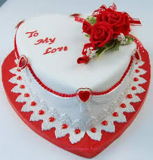 Ordering 40th birthday cake can be tricky task because they depict so much more than age! Valentines Day Cake Decorating Ideas Birthday Cake Greetings Valentines Day Cakes Valentine Cake