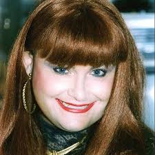 Daphne Decker (@daphnedecker)