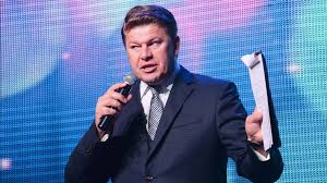 В браке у них родился сын михаил. Guberniev Otvetil Yuranu Frazoj Iz Sovetskogo Kinofilma Rt Na Russkom