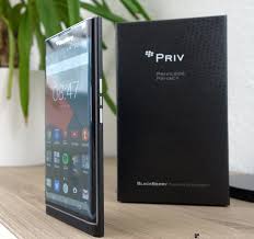 Blackberry PRIV: QWERTZ-Slider und ...