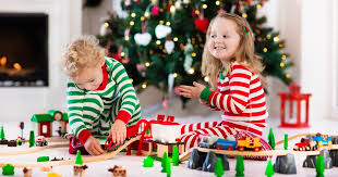 Actividades y juegos para hacer en casa. 8 Geniales Juegos De Navidad Para Ensenar Ingles A Los Ninos En Casa