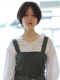 ストレートタッチのセンターパートショート l018620291 アグ ヘアー ルアナ 西大寺店 agu hair luana のヘアカタログ ホットペッパービューティー センターパート ショート センターパート ビューティー