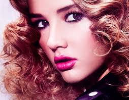 Faye Lauren Projekty :: Photos, videos, logos, illustrations and branding  :: Behance