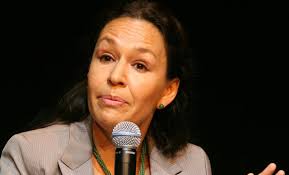 Los otros intereses de la directora del INBA