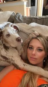 Does the dog seem bothered by personal space?