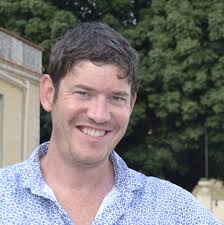 Jonathan Huntley's Instagram, Twitter & Facebook