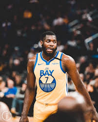 Pin By Niko Bido On Art Wallpaper Iphone In 2020 College Basketball Players Young Kobe Bryant Eric