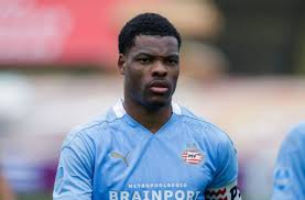 Check out his latest detailed stats including goals, assists, strengths & weaknesses and match ratings. Everton Eye Seamus Coleman Successor In Psv S Denzel Dumfries