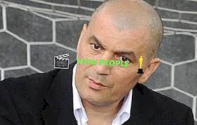 He married veronique zidane in 1993 and he has four children: Farid Zidane Wiki Alter Zinedine Zidanes Bruder Bio Familie Fakten