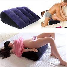 Amazon.co.jp: セックス枕 クッション アダルトグッズ セックスソファ 大人のオモチャ 小道具 坂道型 ボディピロー 膨脹可能 位置 援助  : ドラッグストア