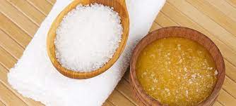 Ein peeling selber machen mit zucker oder ein peeling selber machen mit salz liegt aktuell voll im trend. Honigpeeling Selbermachen Genusswelt