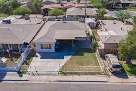 Searching for cheap calexico foreclosed homes for sale? 930 E 7th St Calexico Ca 92231 26 Photos Mls 200048207 Movoto