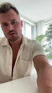 JEG VIL IKKE TA FRA DEG DRØMMENE DINE, Jeg ønsker bare å realitetsorientere  noen i den grad det er noe fornuft i det jeg sier. Velg å lytte til folk  som har fått det til før deg om du har en seriøs ...