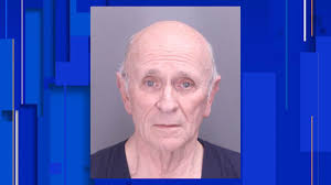 2 Metro Detroit universities introduce fencing to new players, audiences