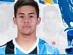 La razón que dejó a Alexander Aravena al margen de la citación de Gremio