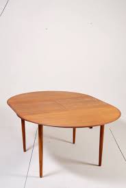 Round Danish Modern Teak Dining Table By Dyrlund 1stdibs Com Coffee Table Teak Dining Table Dining Table