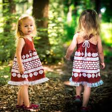 Som vanligt gästas sommarlov av artister på fredagar, och det blir fullt av sommarlekar, underhållning och spänning. Ebook Hangerchen Sommarlov