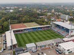 Initially with a single wooden stand, it was renovated. Neues Holstein Stadion Ende 2021 Soll Es Losgehen