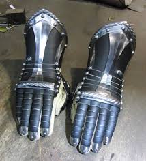 Pin By Bubba Steakdanger On Armour Replicas Armor Hand Medieval Armor Armor