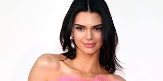 Kendall Jenner Cista Hodnota 2020 Victor Mochere