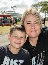 Myles Schultz's Instagram, Twitter & Facebook